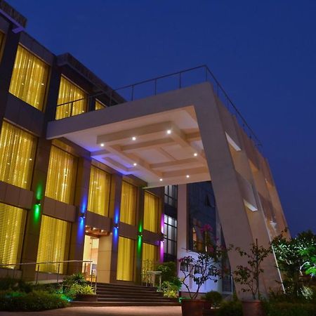 Club Emerald Mumbai Ngoại thất bức ảnh