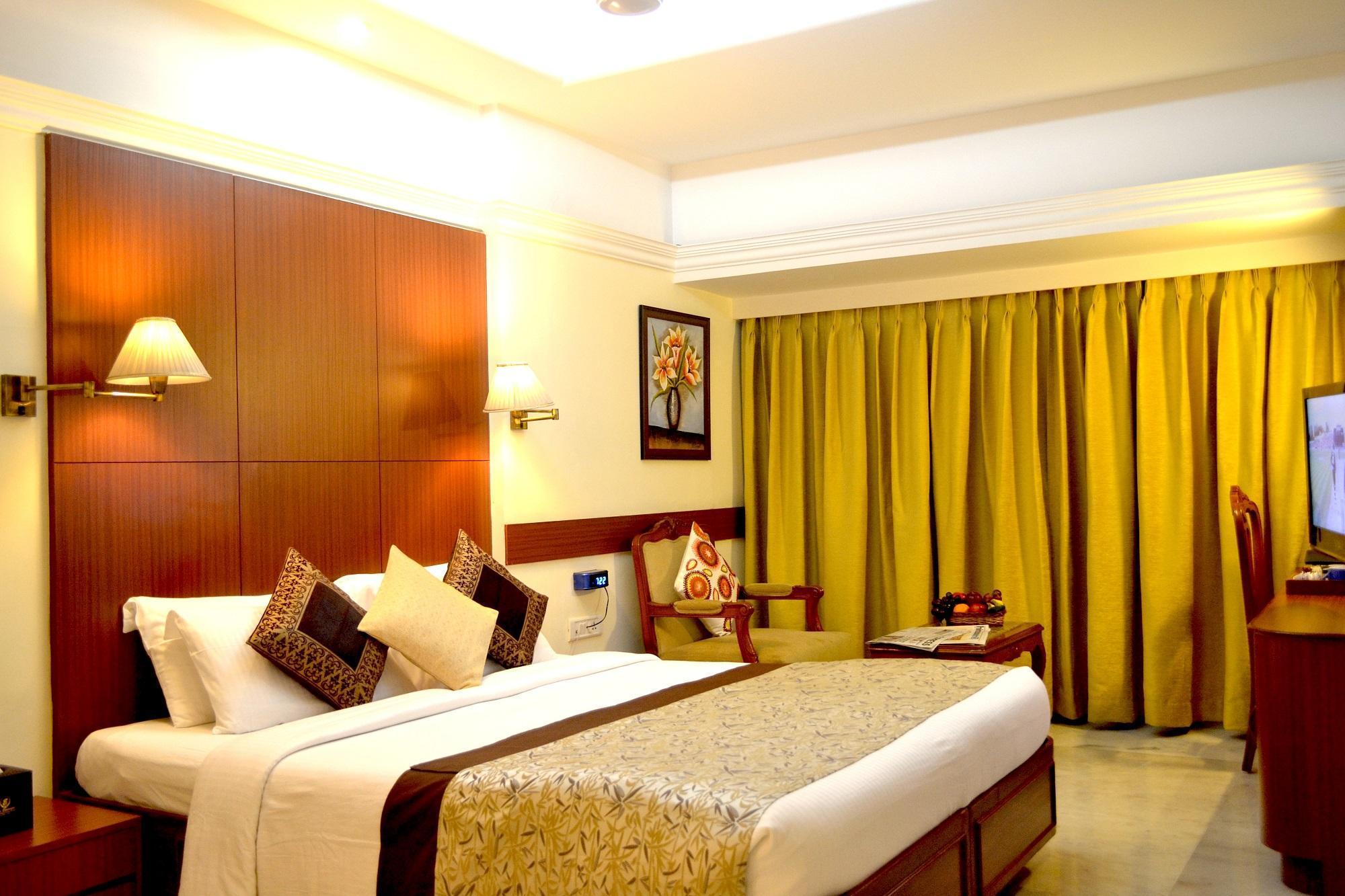 Club Emerald Mumbai Ngoại thất bức ảnh