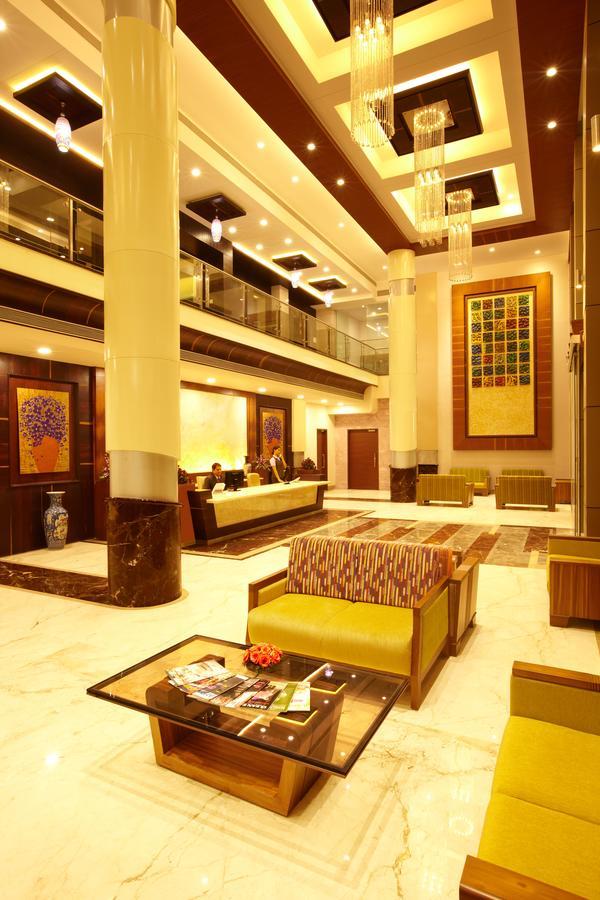 Club Emerald Mumbai Ngoại thất bức ảnh